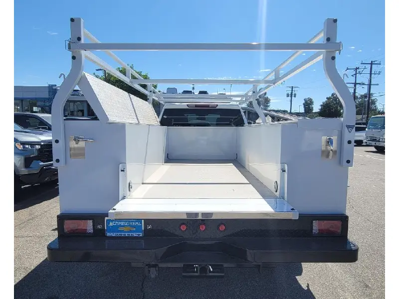 2025 CHEVROLET SILVERADO