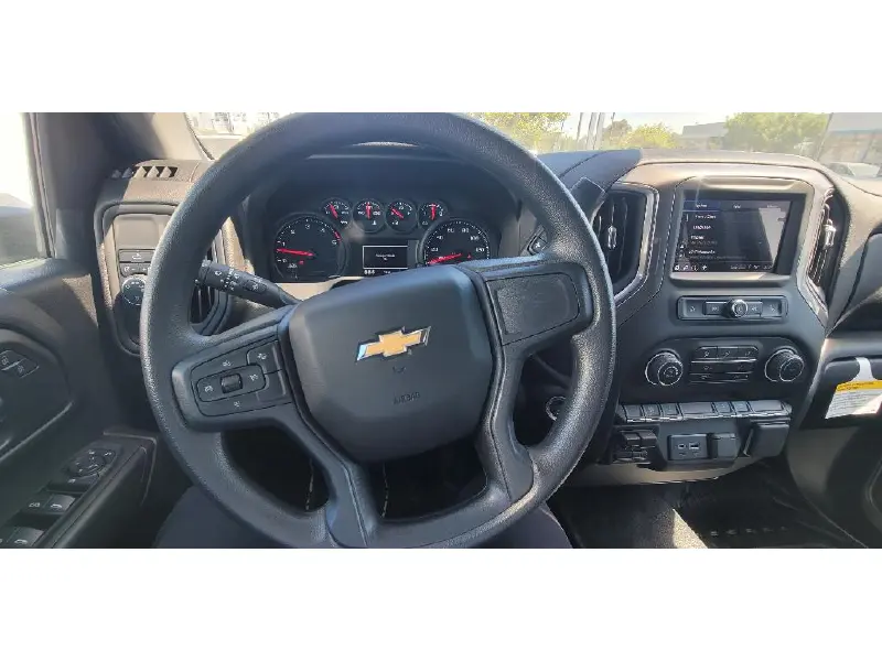 2025 CHEVROLET SILVERADO