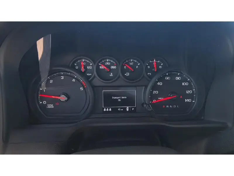 2025 CHEVROLET SILVERADO