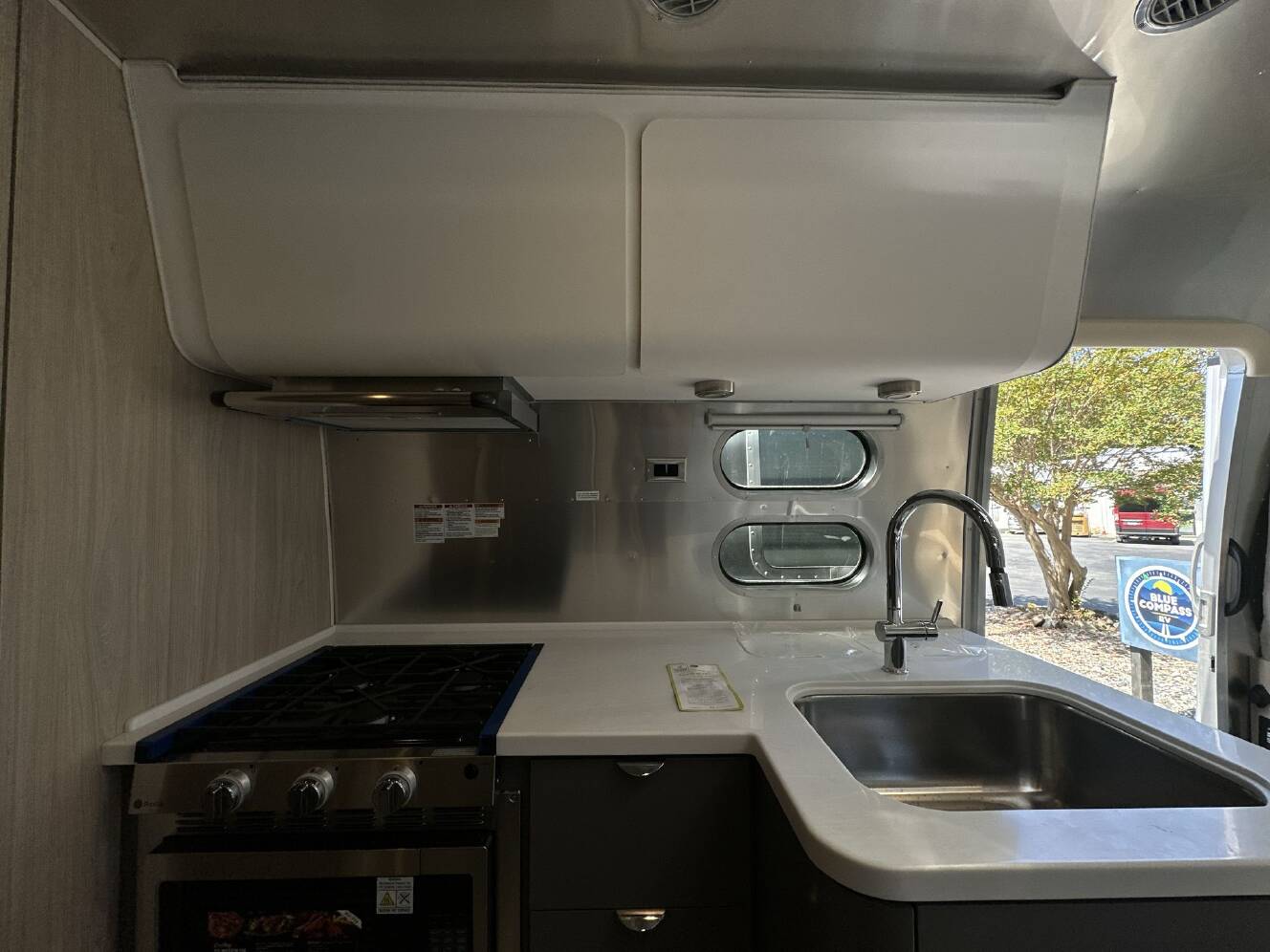 A photo of this 2026 Airstream Globetrotter 27FBQ