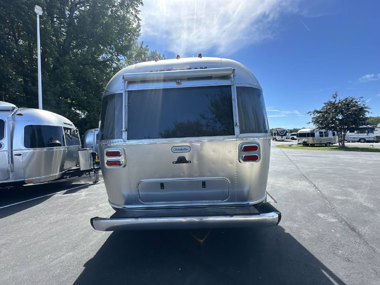 A photo of this 2026 Airstream Globetrotter 27FBQ