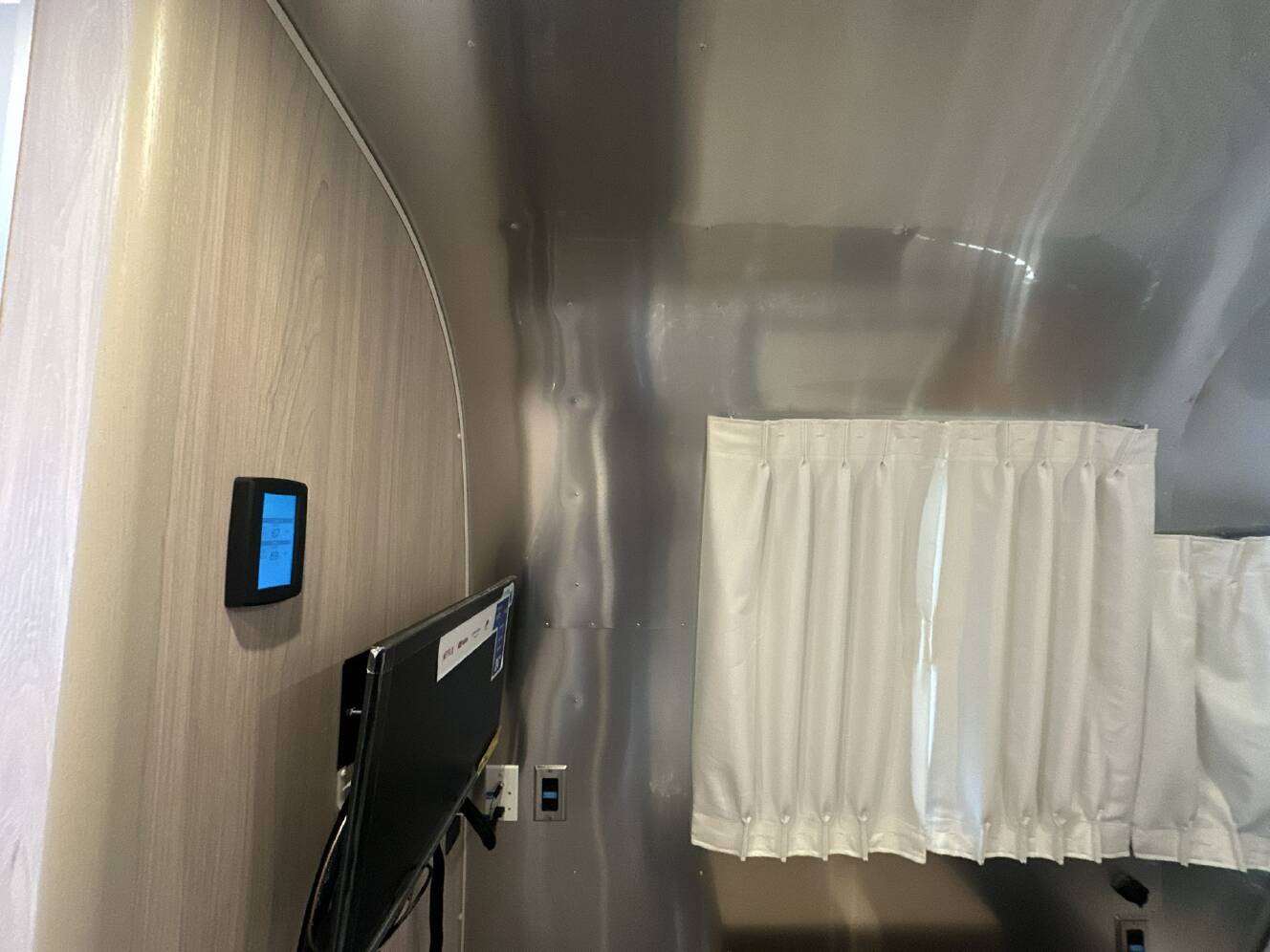 A photo of this 2026 Airstream Globetrotter 27FBQ