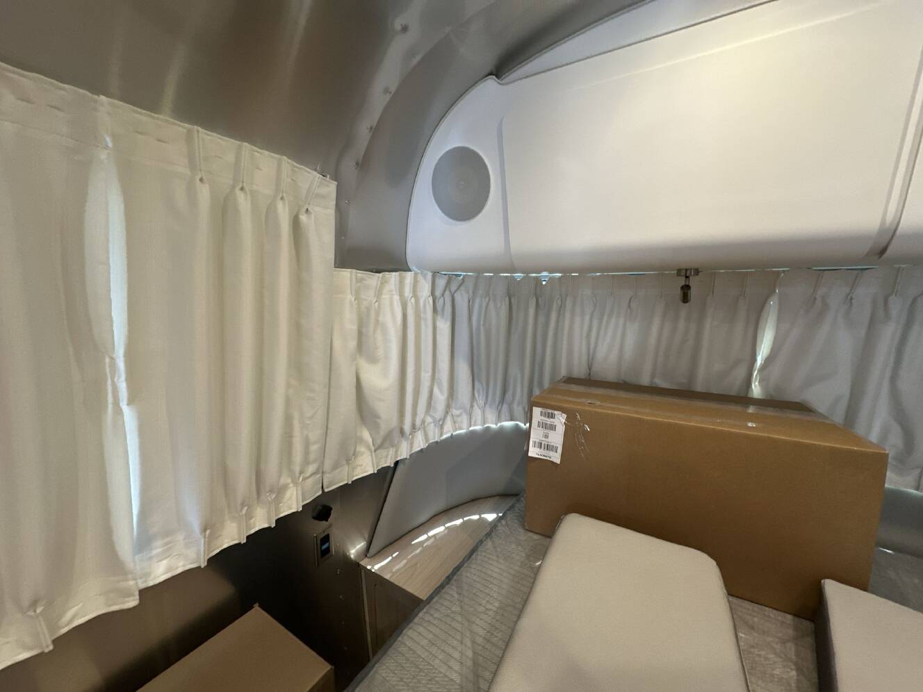 A photo of this 2026 Airstream Globetrotter 27FBQ