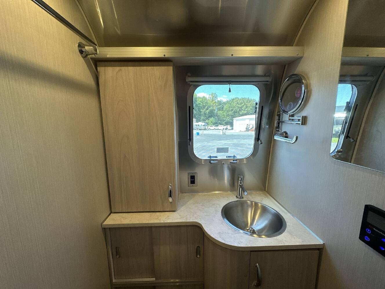 A photo of this 2026 Airstream Globetrotter 27FBQ