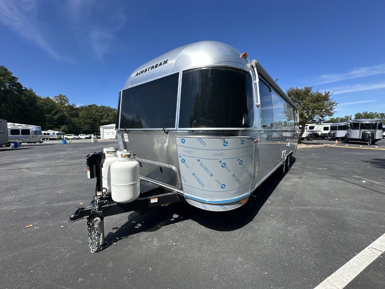 A photo of this 2026 Airstream Globetrotter 27FBQ
