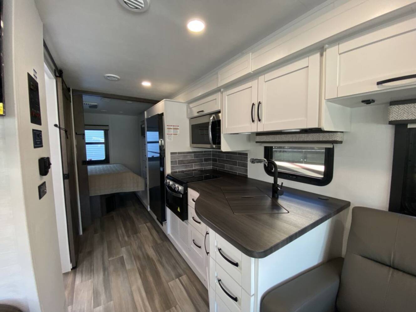 A photo of this 2026 Jayco Alante 29S