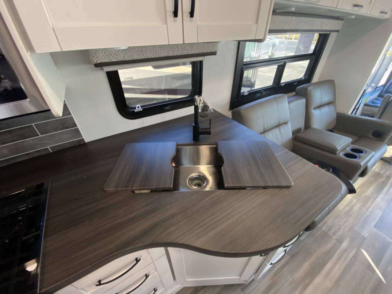 A photo of this 2026 Jayco Alante 29S