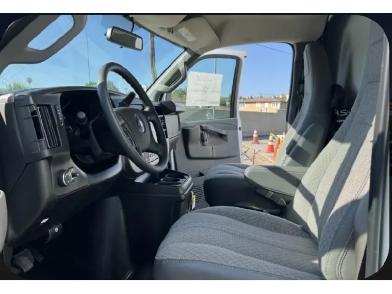 2025 CHEVROLET EXPRESS G4500
