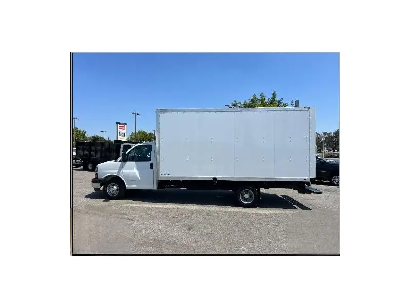 2025 CHEVROLET EXPRESS G4500