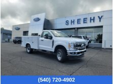 Commercial Trucks with the Highest Towing and Payload Capacities image