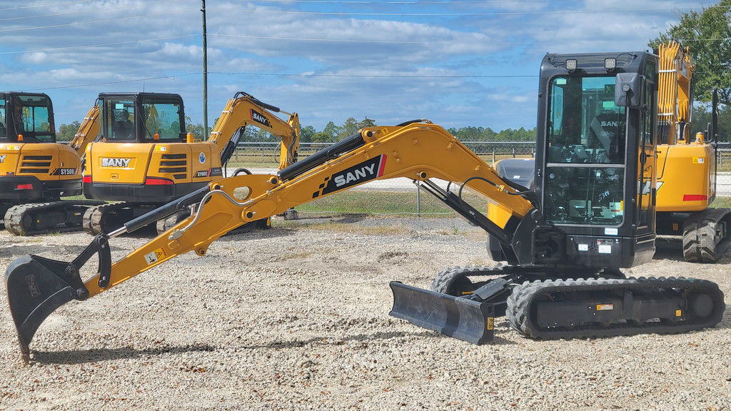 2026 SANY® Small Swing Boom Excavators SY35U in Hampton, FL