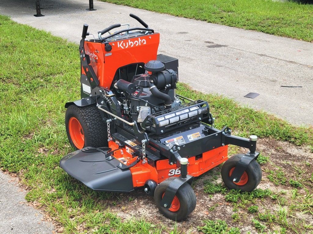 2026 Kubota Stand-On Mowers SZ19NC-36-2 in Leesburg, FL