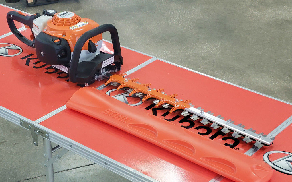 STIHL Gas Hedge Trimmers HS 82 R in Deland, FL