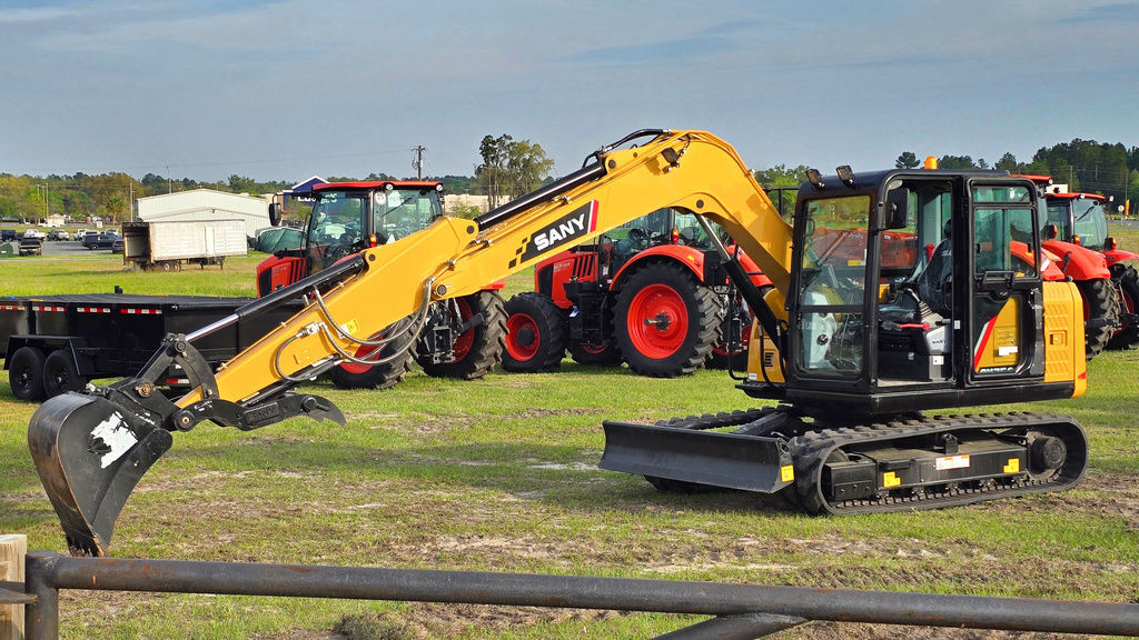 2026 SANY® Fixed Swing Boom Excavators SY75C in Live Oak, FL