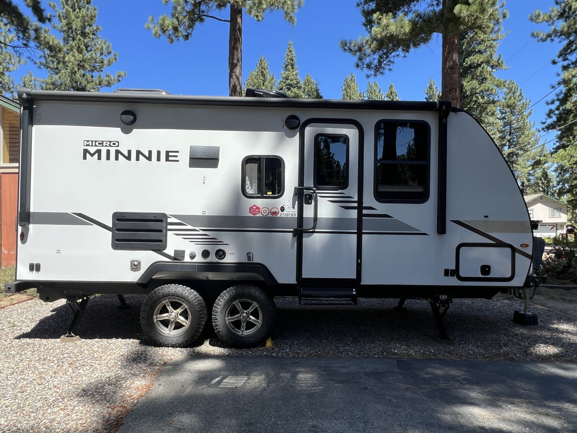 2022 Winnebago MICRO MINNIE 2108FBS RV