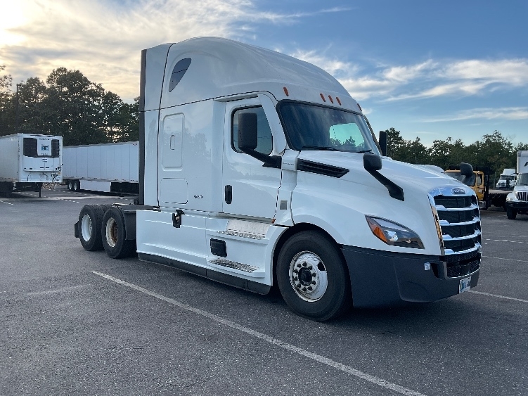 2022 FREIGHTLINER CASCADIA 126 in Florence, SC