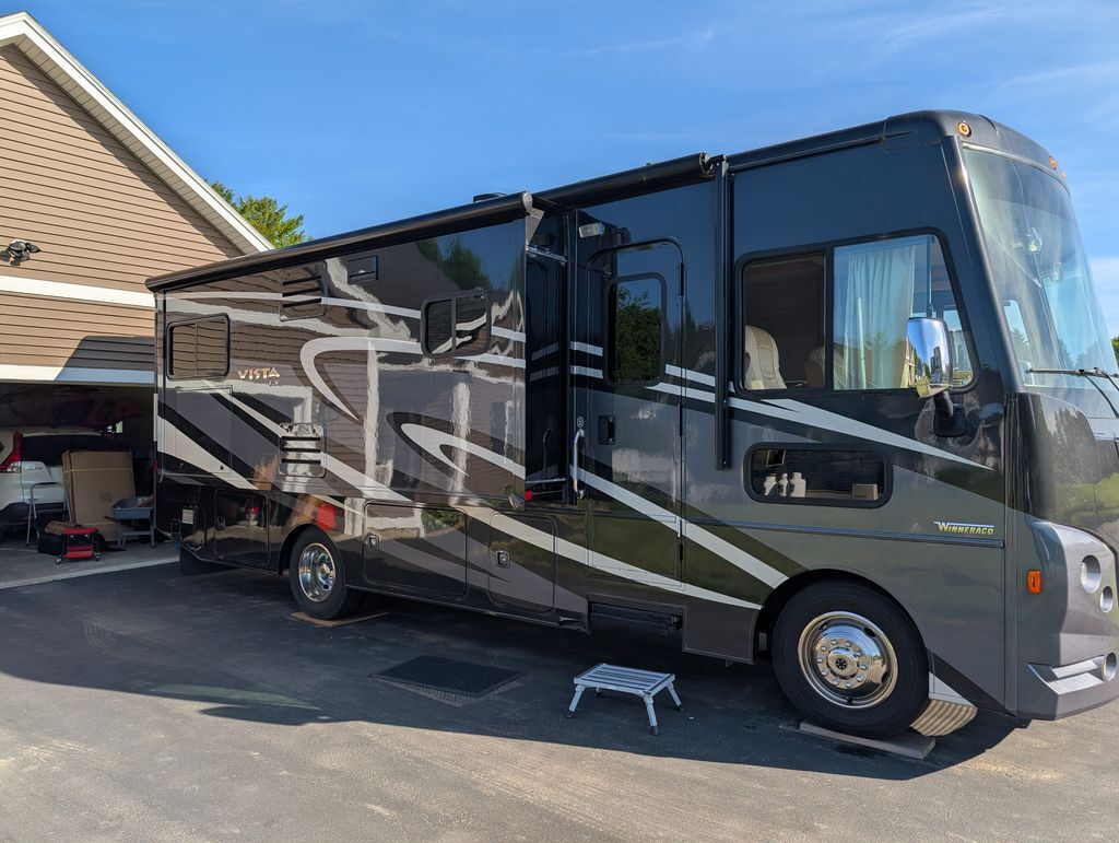 2017 Winnebago Vista LX 27N in augusta ME