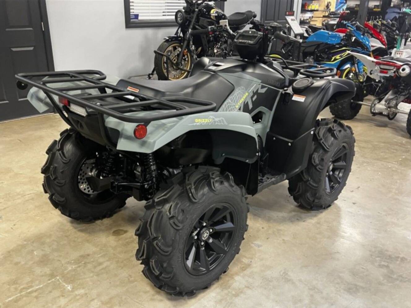 A photo of this 2026 Yamaha Grizzly EPS XT-R