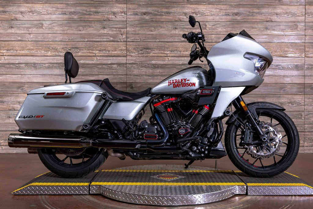 2025 Harley-Davidson FLTRXSTSE - CVO Road Glide ST FLTRXSTSE CVO ST in Alton, IL