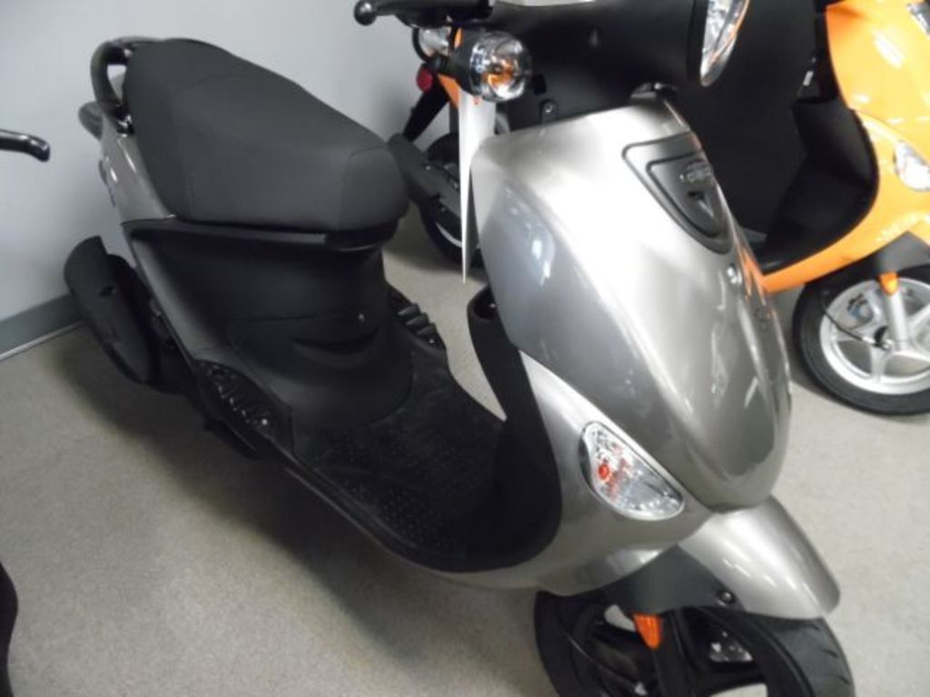 2024 Genuine Scooter Company BUDDY 50CC SCOOTER 50 in Wichita, KS