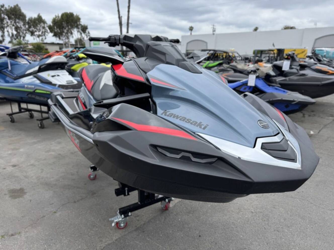 A photo of this 2025 Kawasaki Ultra® 160LX-S