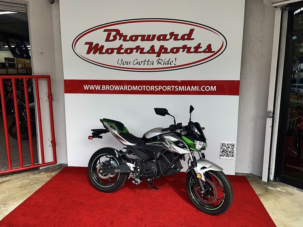 2024 Kawasaki Z e-1 ABS ABS in Hialeah, FL