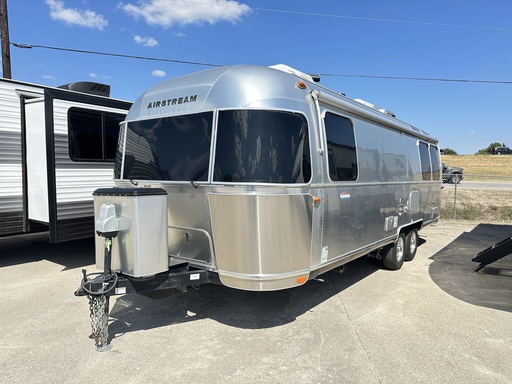 2019 Airstream International Serenity 27FB RV