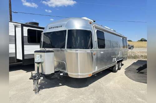 2019 Airstream International Serenity 27FB in weatherford TX