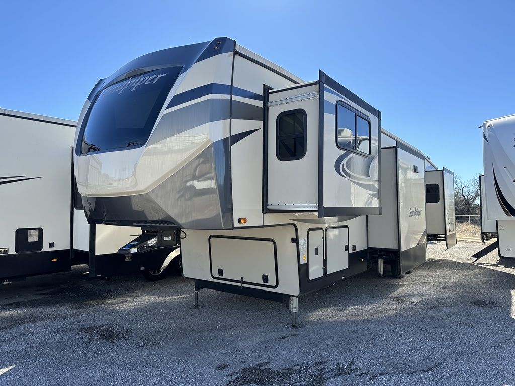 2020 Forest River Sandpiper 379FLOK RV