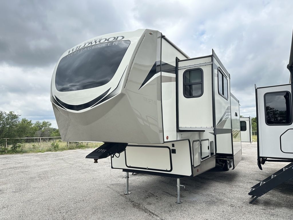 2023 Forest River Wildwood Heritage Glen 378FL RV
