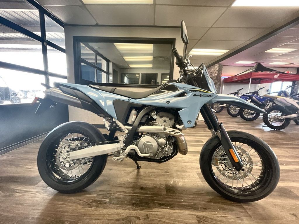 2025 Suzuki DR-Z4SM BASE in Oklahoma City, OK