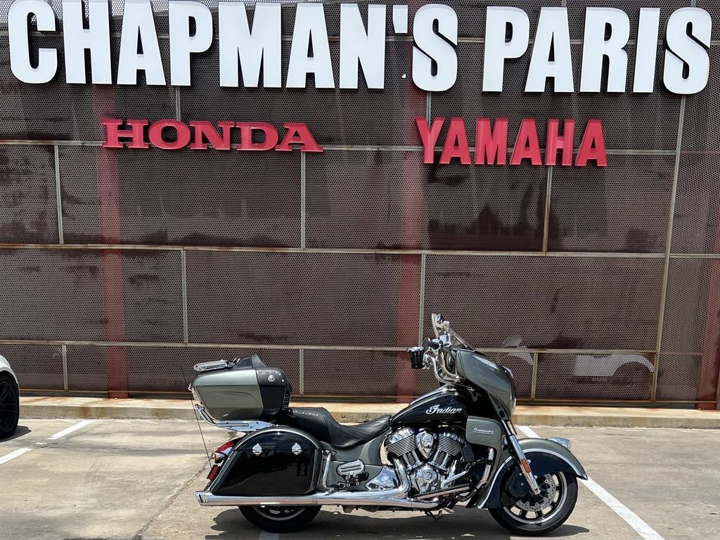 2021 Indian Motorcycle® Roadmaster® Alumina Jade/Thunder Black BASE in Paris, TX