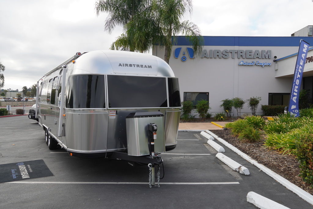 2026 Airstream Classic 28RBT in temecula CA