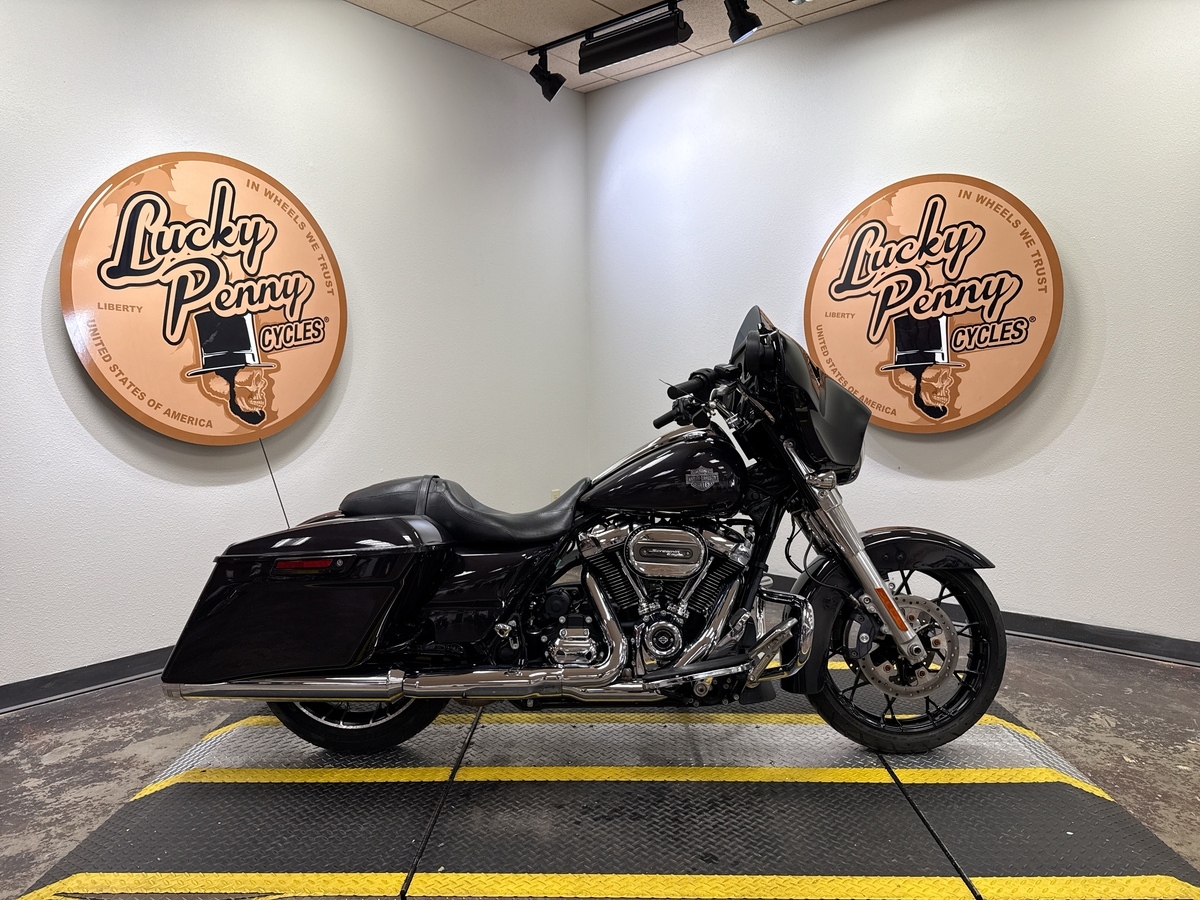 2021 Harley-Davidson STREET GLIDE SPECIAL SPECIAL in Bedford, TX