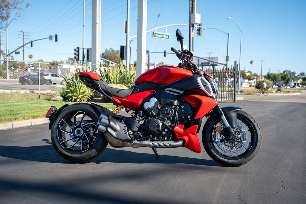 2026 Ducati DIAVEL V4 V4 in Costa Mesa, CA