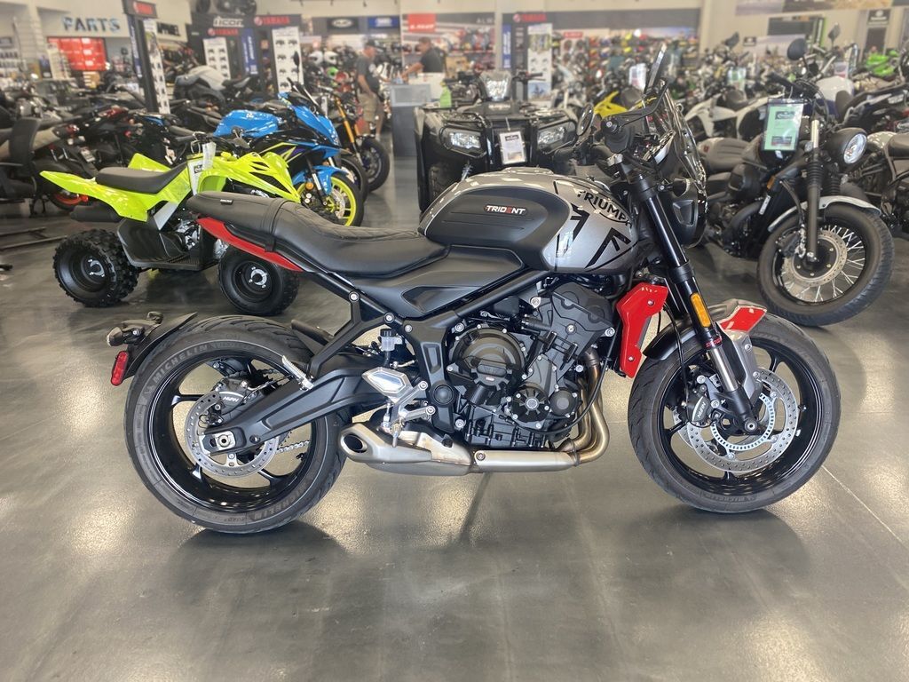 2023 Triumph Trident 660 Matte Jet Black / Matte Silver Ice 660 in Hagerstown, MD
