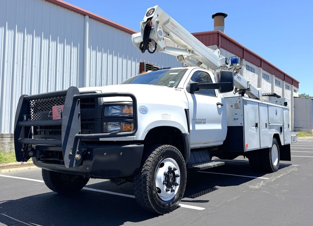 2019 ETI ETC37IH / Chevrolet C6500 4x4 - Bucket Truck in Lindale, TX
