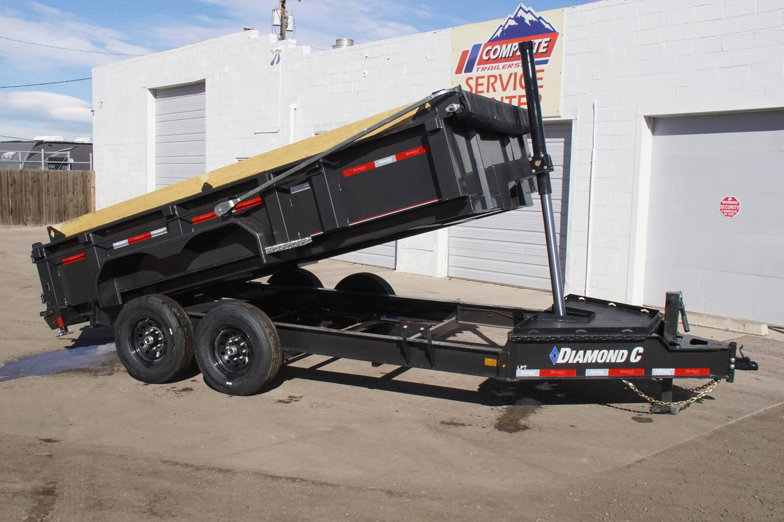 2026 Diamond C LPT 207 14' Telescopic Dump 14K GVWR in Henderson, CO