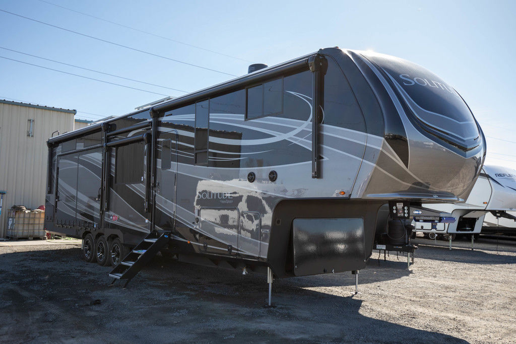 2026 Grand Design SOLITUDE Solitude 414LJMJ in moses lake WA