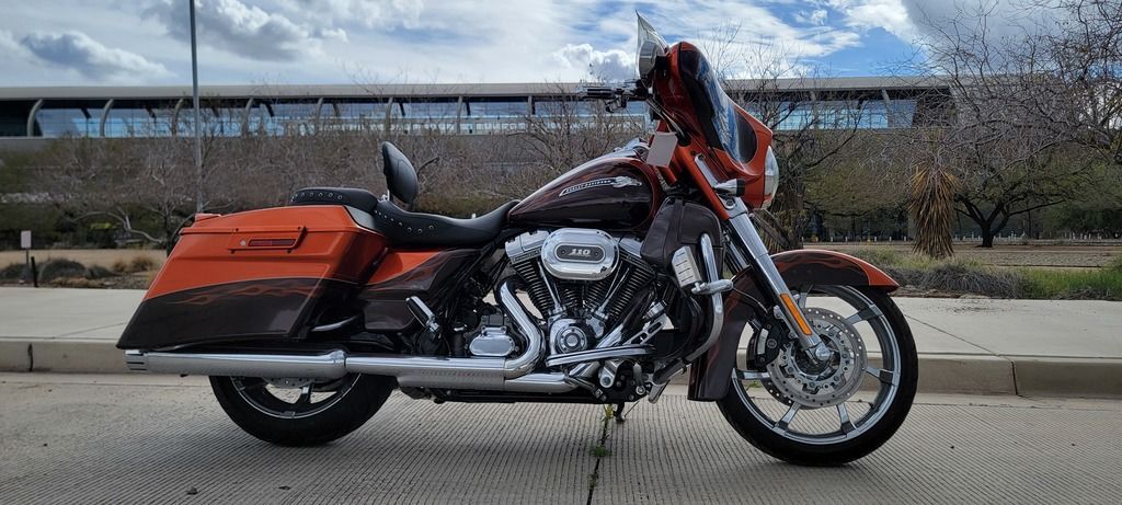 2012 Harley-Davidson® FLHXSE3 - CVO Street Glide® FLHXSE in Tempe, AZ