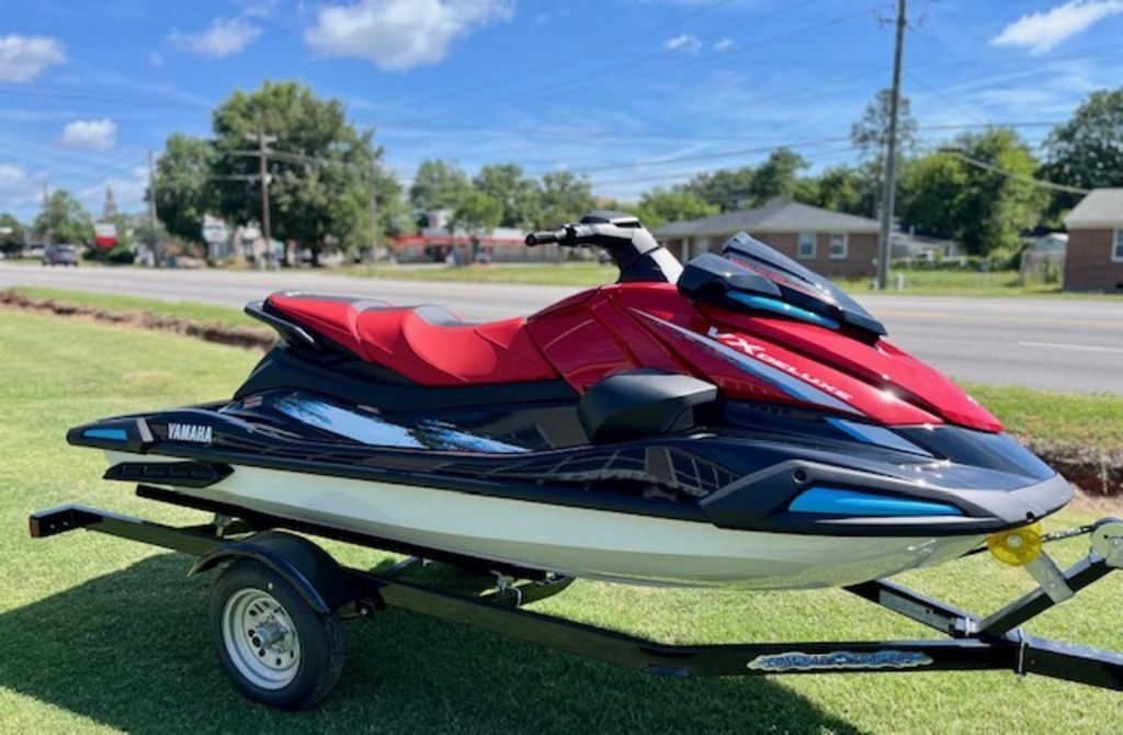 Red Deluxe Waverunner Vx For Sale - Yamaha Personal Watercraft