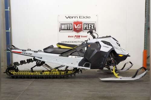 2025 Ski-Doo Summit® Adrenaline® with Edge Package 850 E-TEC 165 S 850 E-TEC 165 3.0 in sioux falls SD