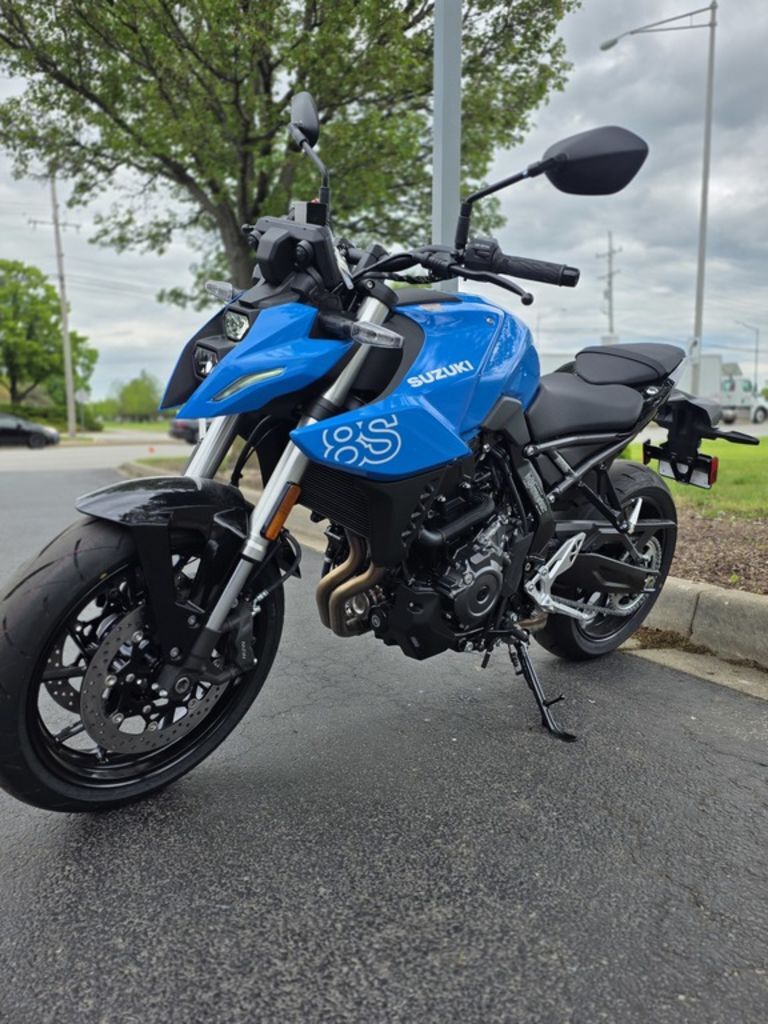 2025 Suzuki GSX-8S 8S in Carol Stream, IL