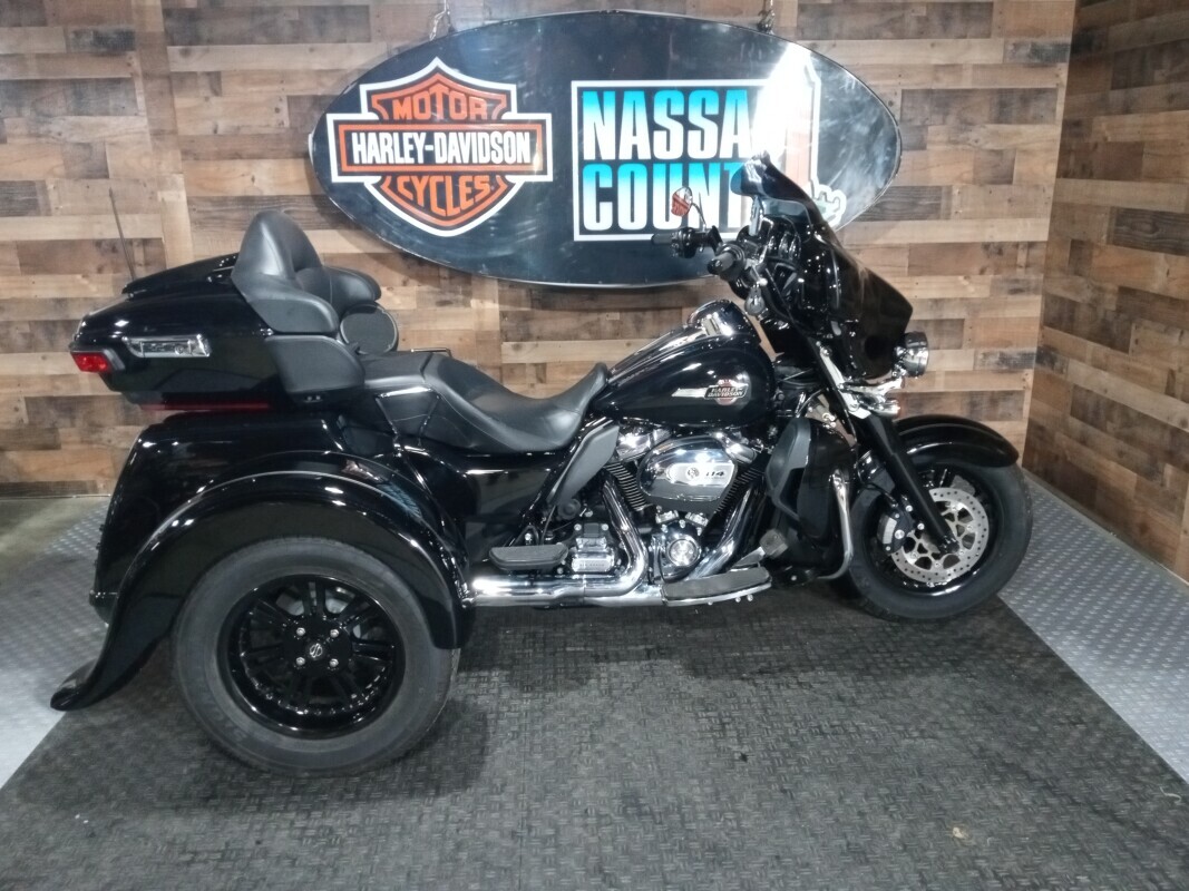 2023 Harley-Davidson Tri Glide Ultra ULTRA CLASSIC in Bellmore, NY