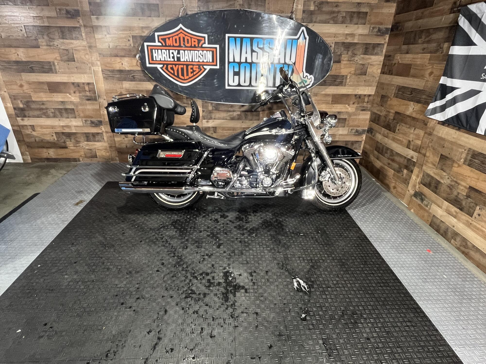2003 Harley-Davidson Road King Classic CLASSIC in Bellmore, NY