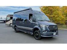 2025 Grech RV LUSSO Review image