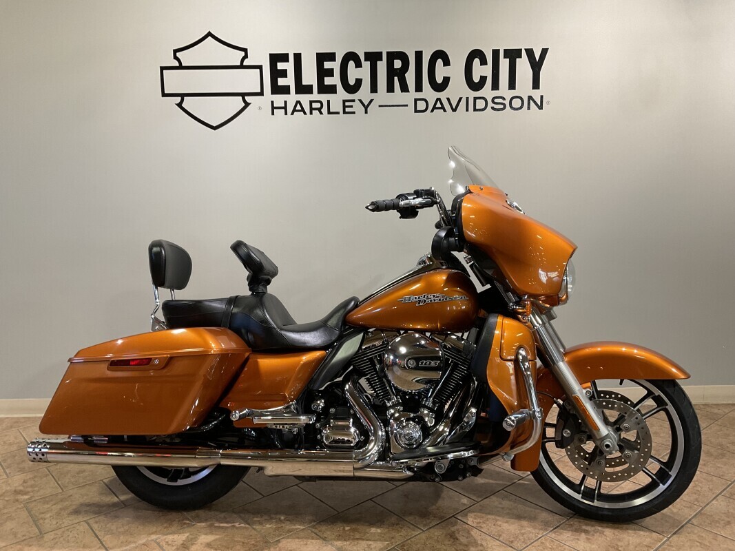 2014 Harley-Davidson Street Glide in Scranton, PA