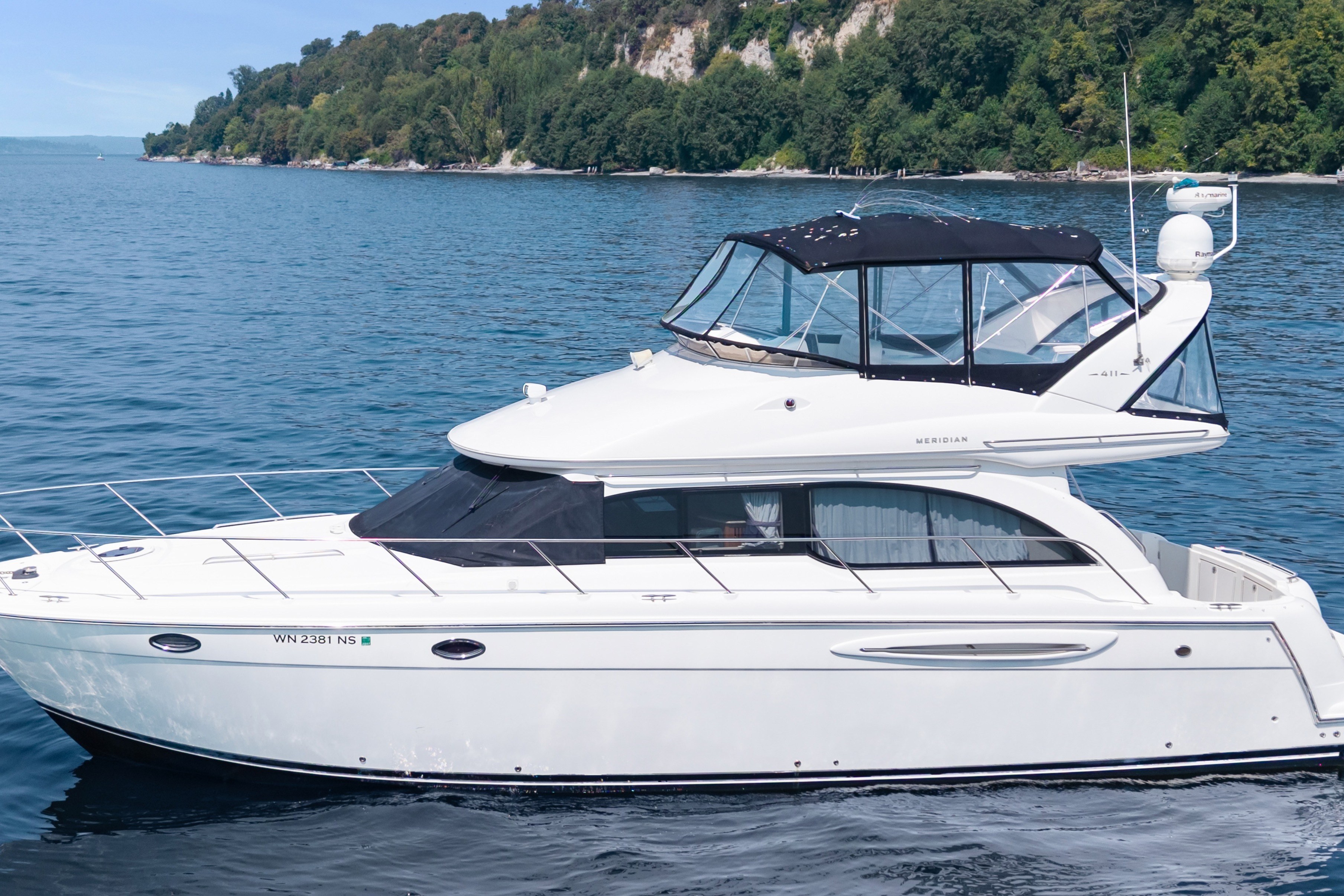 2006 Meridian 411 Sedan in seattle WA