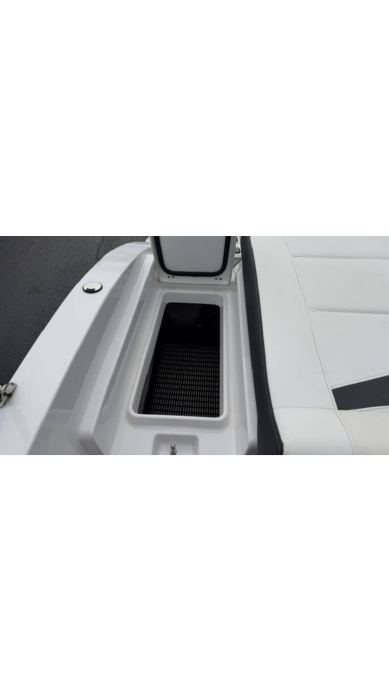 A photo of this 2023 Monterey M-22 Base