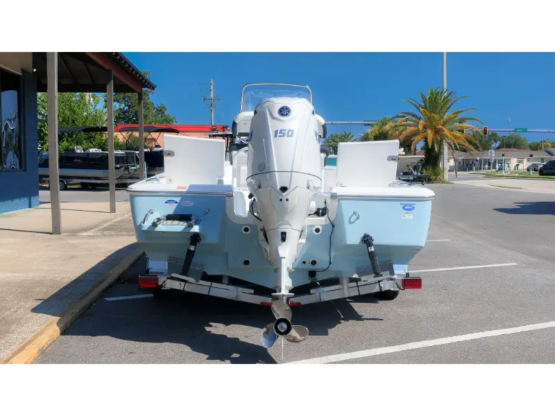 2027 Tidewater 2110 Bay Max